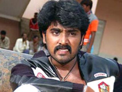 ಒರಟ ಪ್ರಶಾಂತ್ ಕೇಸ್: ಪೊಲೀಸರ ಮೇಲೆ ದೂರು