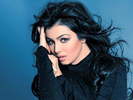 ಸಿದ್ದಾರ್ಥ್ ಮಲ್ಯಗೆ ಬೆಂಡೆತ್ತಿ ಬ್ರೇಕು ಹಾಕಿದ ಆಯೇಷಾ