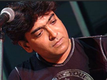 ಇಲ್ಲಿ ಹೋರಾಟ, ಅಲ್ಲಿ ಡಬ್ಬಿಂಗ್: ಅಯ್ಯೋ ಮಂಜುನಾಥಾ!