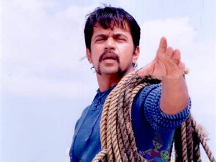 ಕನ್ನಡಾಭಿಮಾನ ಮೆರೆದ ಅರ್ಜುನ್ ಸರ್ಜಾ ಕುಟುಂಬ