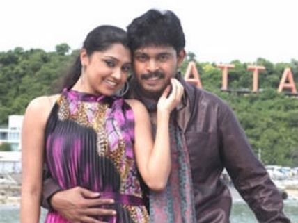 ಮೆಜೆಸ್ಟಿಕ್ ಹಳಿಯ ಮೇಲೆ ನಿಂತ ಮೆಟ್ರೋ 'ಮಾಗಡಿ'