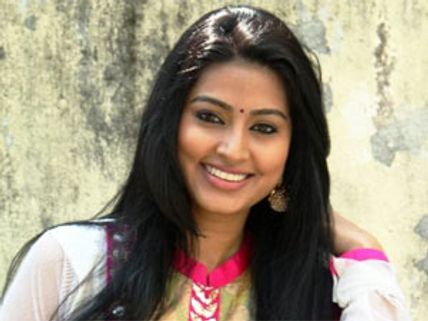 ಮದುವೆಗೆ ಮುನ್ನವೇ ಗರ್ಭವತಿಯಾದ ನಟಿ ಸ್ನೇಹಾ