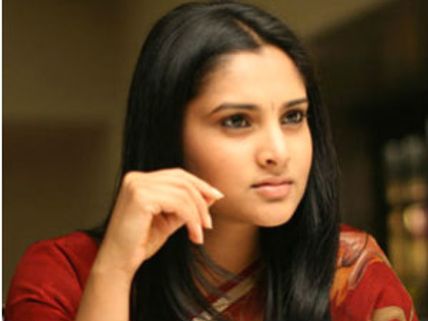 ರಮ್ಯಾ 'ಚಂದ್ರ'ನಿಂದ ಹೊರನಡೆದ ಗುಟ್ಟು ಬಹಿರಂಗ