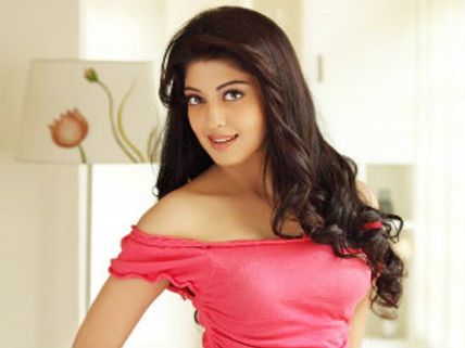 ಬಚ್ಚನ್ ಚಿತ್ರದಲ್ಲಿ ನಾಯಕಿಯರ ಮ್ಯೂಸಿಕ್ ಚೇರ್