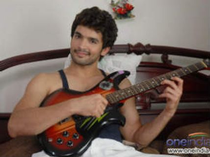 ಕೋಡಿ ಚಿತ್ರದಲ್ಲಿ ದೂದ್ ಪೇಡಾ ದಿಗಂತ್ ಕಾಯಕ?