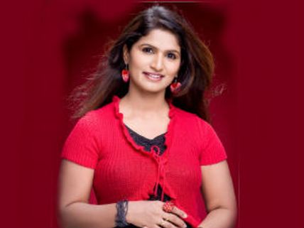 ಹಿನ್ನೆಲೆ ಗಾಯಕಿ ಡಾ 'ಶಮಿತಾ ಮಲ್ನಾಡ್' ಸಂದರ್ಶನ