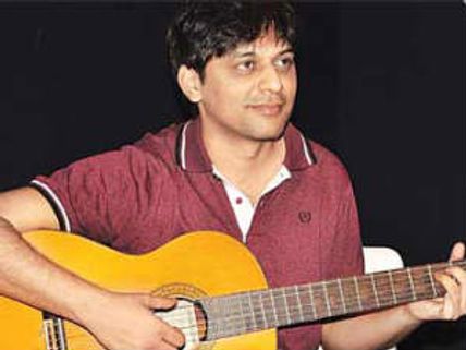 ತಮಿಳು ತಾರೆ ಕೃತಿ ಜೊತೆ ಅನೂಪ್ ಸೀಳಿನ್ ಸಪ್ತಪದಿ