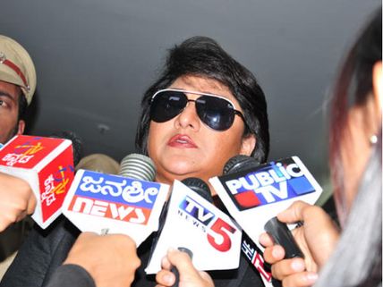 ಎಲೆಕ್ಷನ್ ಚಿತ್ರ ವಿಮರ್ಶೆ: ಸರ್ವಂ ಮಾಲಾಶ್ರೀ ಮಯಂ