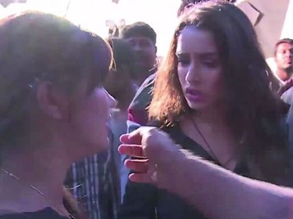 ಸಿನಿಮಾ ಸೆಟ್ನಲ್ಲಿ 'ತಮಾಷೆ ಹೋಗಿ ಅಮಾಸೆಯಾಯ್ತು'