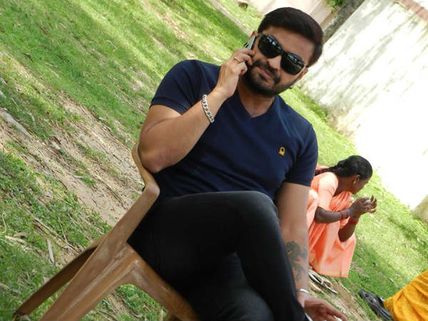 ಆದಿ ಲೋಕೇಶ್ ಅಸಲಿ ಬಣ್ಣ ಟಿವಿಯಲ್ಲಿ  ಬಯಲು