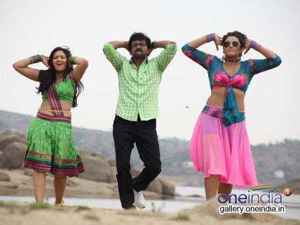 ಚಿತ್ರ ವಿಮರ್ಶೆ: ಮೇಡಂಗೆ 'ಒಮ್ಮೆ' ನಮಸ್ತೇ ಹಾಕಿ 