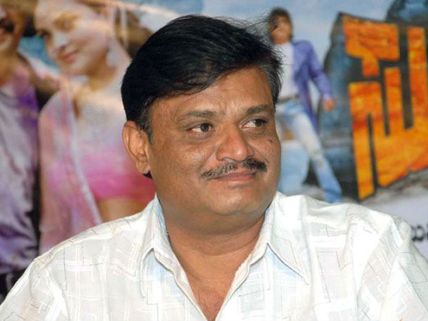 ಮುಟ್ಟಿದ್ರೆ ಮುನಿ, ಸಿನಿಮಾದಲ್ಲೂ ರಾಜಕೀಯಾನಾ?