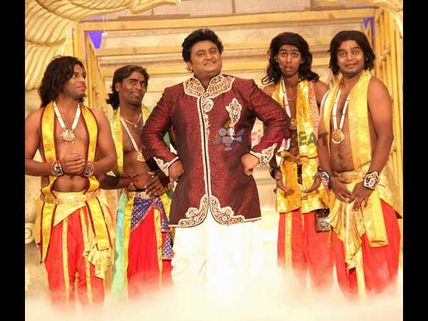 'ಡೀಲ್ ರಾಜಾ'ನ ಬಗ್ಗೆ ವಿಮರ್ಶಕರ ಪ್ರತಿಕ್ರಿಯೆ ಅಷ್ಟಕಷ್ಟೆ.!