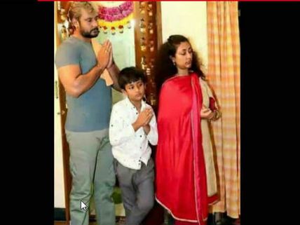 ದರ್ಶನ್ ಮತ್ತು ಪತ್ನಿ ವಿಜಯಲಕ್ಷ್ಮಿ: ಎಲ್ಲೆಲ್ಲೂ ಈ ಫೋಟೋದೇ ಸುದ್ದಿ!