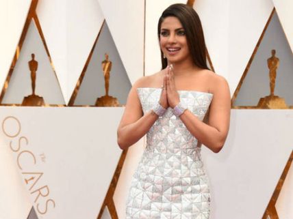 'ಆಸ್ಕರ್' ವೇದಿಕೆಯಲ್ಲಿ ಎಲ್ಲರ ಚಿತ್ತ 'ಪ್ರಿಯಾಂಕ'ಳತ್ತ 