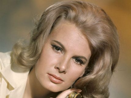 ಜೇಮ್ಸ್ ಬಾಂಡ್ 'ಥಂಡರ್‌ಬಾಲ್' ಚಿತ್ರದ ನಟಿ ಮೊಲ್ಲಿ ಪೀಟರ್ಸ್ ನಿಧನ