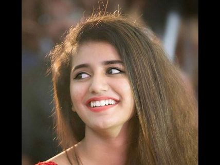 ಪ್ರಿಯಾ ವಾರಿಯರ್ ಒಂದು 'ಪೋಸ್ಟ್' ಹಾಕಿದ್ರೆ 8 ಲಕ್ಷ ಸಿಗುತ್ತಂತೆ.!