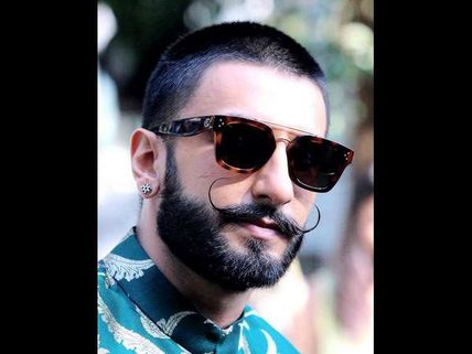 IPL ಉದ್ಘಾಟನೆಯಲ್ಲಿ ಡ್ಯಾನ್ಸ್ ಮಾಡಲು ರಣ್ವೀರ್ ಗೆ ಇಷ್ಟೊಂದು ಕೋಟಿನಾ.?