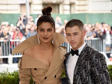 ನಿಕ್ ಜೊನಾಸ್ ಜೊತೆಗೆ ನಟಿ ಪ್ರಿಯಾಂಕಾ ಲಿವ್-ಇನ್ ರಿಲೇಶನ್ ಶಿಪ್.?