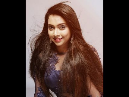 ಸಕಲಕಲಾವಲ್ಲಭೆ ಗಾಯಕಿ ಅನನ್ಯಭಟ್ 