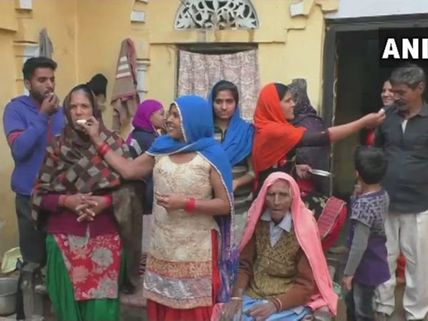 'ಪಿರಿಯಡ್ ಎಂಡ್ ಆಫ್ ಸೆಂಟೆನ್ಸ್'ಗೆ ಆಸ್ಕರ್ : ಉತ್ತರ ಪ್ರದೇಶದ ಗ್ರಾಮದಲ್ಲಿ ಸಂಭ್ರಮ 