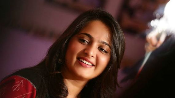 ಓಹೋ.. 'ನಿಶಬ್ಧಂ' ಚಿತ್ರಕ್ಕಾಗಿ ಇಷ್ಟೊಂದು ಸಂಭಾವನೆ ಪಡೆದ್ರಾ ನಟಿ ಅನುಷ್ಕಾ ಶೆಟ್ಟಿ.?