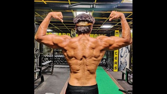 ಅಚ್ಚರಿ ಮೂಡಿಸಿದೆ ಸ್ಟಾರ್ ನಟನ ಬಾಡಿ ಬಿಲ್ಡಿಂಗ್: ಹೊಸ ಸಿನಿಮಾಗೆ ರೆಡಿ ಎಂದ ನಟ!