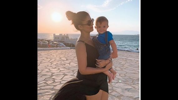 ಇವಳೇ ನನ್ನ ಮುಂದಿನ ಮಕ್ಕಳ ತಾಯಿ: ಖ್ಯಾತ ನಟಿಯ ಫೋಟೊ ಹಾಕಿದ ನಿರ್ದೇಶಕ!