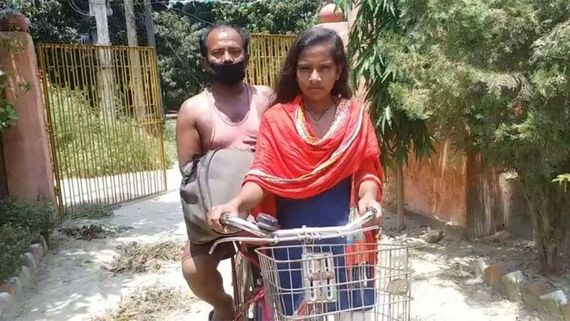 ಸಿನಿಮಾ ಆಗಲಿದೆ ಅಪ್ಪನನ್ನು ಕೂರಿಸಿಕೊಂಡು 1200 ಕಿ.ಮೀ. ಸೈಕಲ್ ತುಳಿದ ಬಾಲಕಿಯ ಕಥೆ