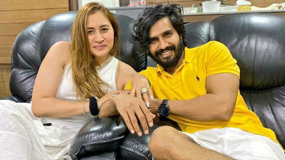 ಬ್ಯಾಡ್ಮಿಂಟನ್ ತಾರೆ ಜ್ವಾಲಾ ಗುಟ್ಟಾ ಜೊತೆ ವಿಷ್ಣು ವಿಶಾಲ್ ನಿಶ್ಚಿತಾರ್ಥ