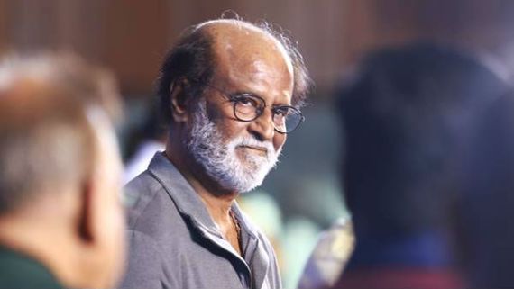 ಸೂಪರ್ ಸ್ಟಾರ್ ರಜನಿಕಾಂತ್ ರಾಜಕೀಯ ಪ್ರವೇಶದ ಬಗ್ಗೆ ಇಂದು ಮಹತ್ವದ ನಿರ್ಧಾರ