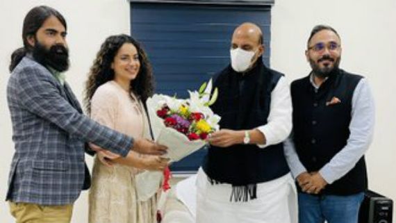 ಕೇಂದ್ರ ರಕ್ಷಣಾ ಸಚಿವರನ್ನು ಭೇಟಿಯಾದ ನಟಿ ಕಂಗನಾ ರಣೌತ್
