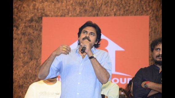 ನಾನು ಆ ಸ್ಟಾರ್ ನಟನ ಹುಚ್ಚು ಅಭಿಮಾನಿ, ಅವರಿಗಾಗಿ ಸಹೋದರರ ಜೊತೆ ಕಿತ್ತಾಡುತ್ತಿದ್ದೆ; ನಟ ಪವನ್ ಕಲ್ಯಾಣ್ 