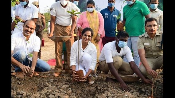 ದಿವಂಗತ ನಟ ವಿವೇಕ್‌ಗೆ ವಿಶೇಷ ಗೌರವ ಸಲ್ಲಿಸಿದ ರಮ್ಯಾ ಪಾಂಡಿಯನ್