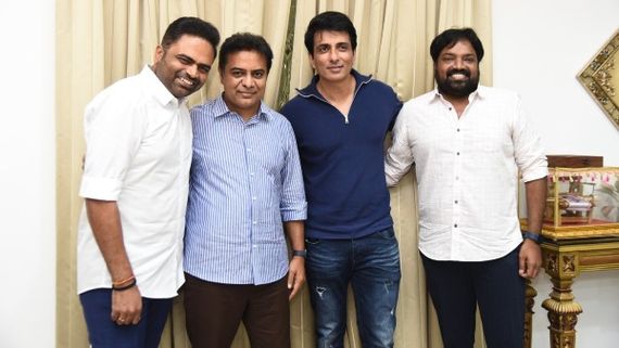 ಹೇಳಿದಂತೆ ತೆಲಂಗಾಣ ಸಚಿವ ಕೆಟಿಆರ್ ಭೇಟಿ ಮಾಡಿದ ಸೋನು ಸೂದ್