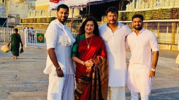 ಕಳೆದ ತಿಂಗಳು ಶನಿದೇವರ ಪೂಜೆ, ಈಗ ತಿಮ್ಮಪ್ಪನ ದರ್ಶನ ಪಡೆದ ದಾಸ