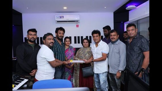 ಶಿವಣ್ಣನ 125ನೇ ಚಿತ್ರಕ್ಕೆ ಚಾಲನೆ: 'ಗೀತಾ ಪಿಕ್ಚರ್ಸ್' ಸಂಸ್ಥೆಯಲ್ಲಿ ನಿರ್ಮಾಣ