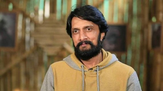 ಸುದೀಪ್‌ಗೆ ನೆಟ್ಟಿಗನ ಪ್ರಶ್ನೆ: 'ಕರೆಕ್ಟ್ ಆಗಿ ಹಾಡಿ ಸರ್, ರಾಷ್ಟ್ರಗೀತೆ ಬಗ್ಗೆ ಕಾಮನ್‌ಸೆನ್ಸ್ ಇಲ್ವಾ?'