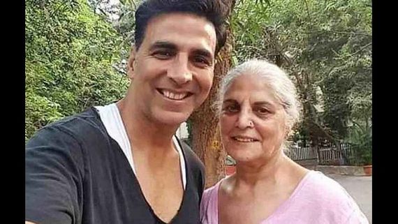 ತಾಯಿ ನಿಧನದ ಹೊಂದಿದ ಎರಡು ದಿನಗಳಲ್ಲೇ ಮತ್ತೆ ವಿದೇಶಕ್ಕೆ ಹಾರಿದ ಅಕ್ಷಯ್ ಕುಮಾರ್