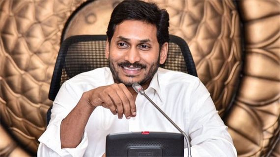 ತೆಲುಗು ಸಿನಿಮಾರಂಗಕ್ಕೆ ಶಾಕ್ ಕೊಟ್ಟ ಸಿಎಂ ಜಗನ್ ಮೋಹನ್ ರೆಡ್ಡಿ