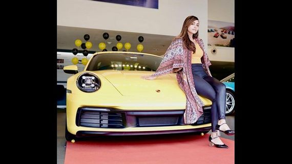 ಹೊಸ ಕಾರು ಖರೀದಿಸಿದ 'ಗೂಳಿ' ನಟಿ ಮಮತಾ ಮೋಹನ್ ದಾಸ್ 