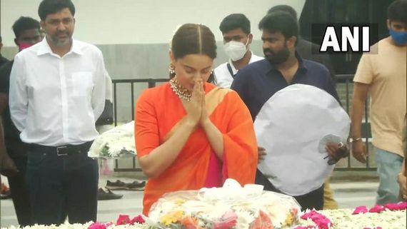 ಸಿನಿಮಾ ಬಿಡುಗಡೆಗೂ ಮುನ್ನ ಜಯಲಲಿತಾ ಸಮಾಧಿಗೆ ಭೇಟಿ ನೀಡಿದ ನಟಿ ಕಂಗನಾ ರಣಾವತ್