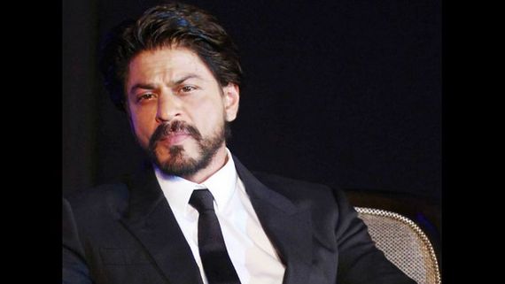 ಟ್ವಿಟ್ಟರ್ ನಲ್ಲಿ ದಿಢೀರ್ ಟ್ರೆಂಡ್ ಆದ 'ಬಾಯ್ಕಟ್ ಶಾರುಖ್': ನೆಟ್ಟಿಗರ ಆಕ್ರೋಶಕ್ಕೆ ಕಾರಣವೇನು?