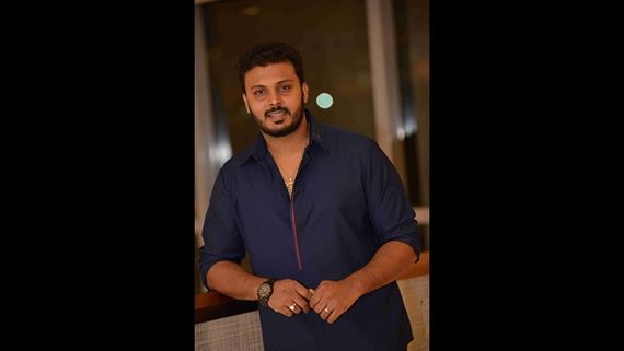 ಕ್ರೇಜಿ ಪುತ್ರನ ಕೈ ಹಿಡಿಯುತ್ತಾ ಮುಗಿಲ್‌ಪೇಟೆ! 