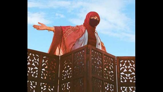 ಸಮಧುರವಾಗಿ ಹಾಡಿ ಮನಸೆಳೆದ ಎಆರ್ ರೆಹಮಾನ್‌ ಪುತ್ರಿ ಖತೀಜಾ!