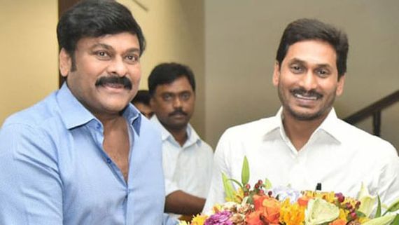 ಇನ್ಮೇಲೆ ಸಿನಿಮಾ ಟಿಕೆಟ್ ಬರೀ 80 ರೂಪಾಯಿ: ಸಿಎಂ ವಿರುದ್ಧ ಉರಿದುಬಿದ್ದ ಸೂಪರ್‌ಸ್ಟಾರ್ 