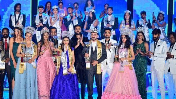 ರಂಗು ರಂಗಿನ ಬೆಳಕಿನಲ್ಲಿ ಹೆಜ್ಜೆ ಹಾಕಿ ಮನಸೂರೆಗೊಂಡ ಪುಟಾಣಿ ಮಾಡೆಲ್ಸ್ 