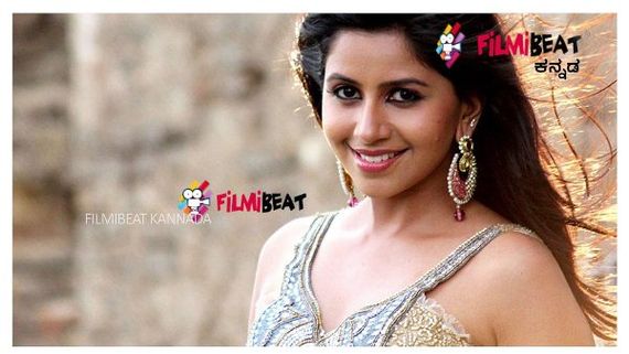 ಕಿರುತೆರೆಯಿಂದ ಮತ್ತೆ ಹಿರಿತೆರೆಗೆ ಹಾರಿದ ಆಂಕರ್ ಅನುಶ್ರೀ 
