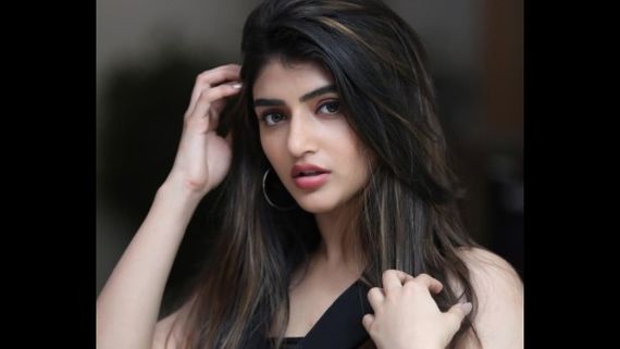 ತೆಲುಗಿನ ಸ್ಟಾರ್ ನಟನೊಂದಿಗೆ ಶ್ರೀಲೀಲಾ ನಟನೆ: ಪೋಸ್ಟರ್ ಬಿಡುಗಡೆ