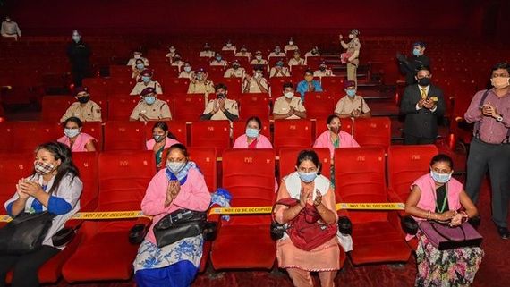 ತೆಲುಗು ಚಿತ್ರರಂಗಕ್ಕೆ ಕೊನೆಗೂ ಸಿಹಿ ಸುದ್ದಿ ಕೊಟ್ಟ ಆಂಧ್ರಪ್ರದೇಶ ಸರ್ಕಾರ